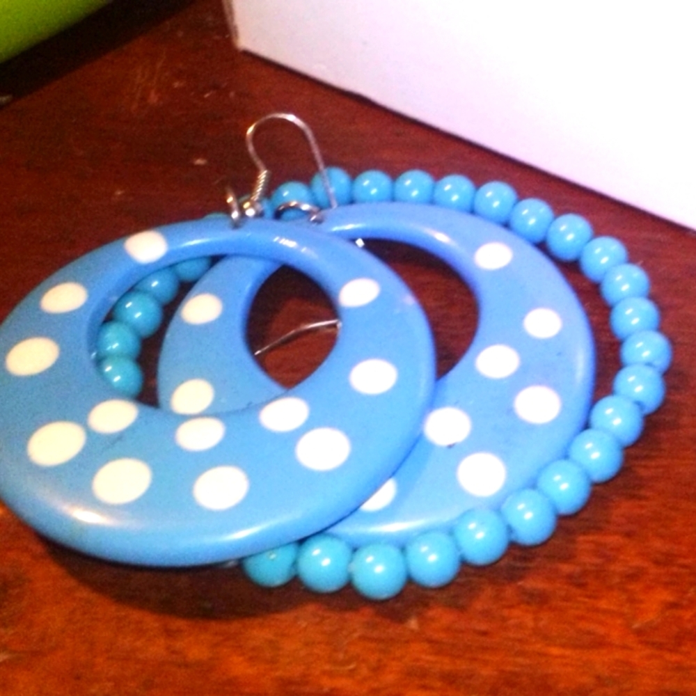 bracelet with matching piercing earings
